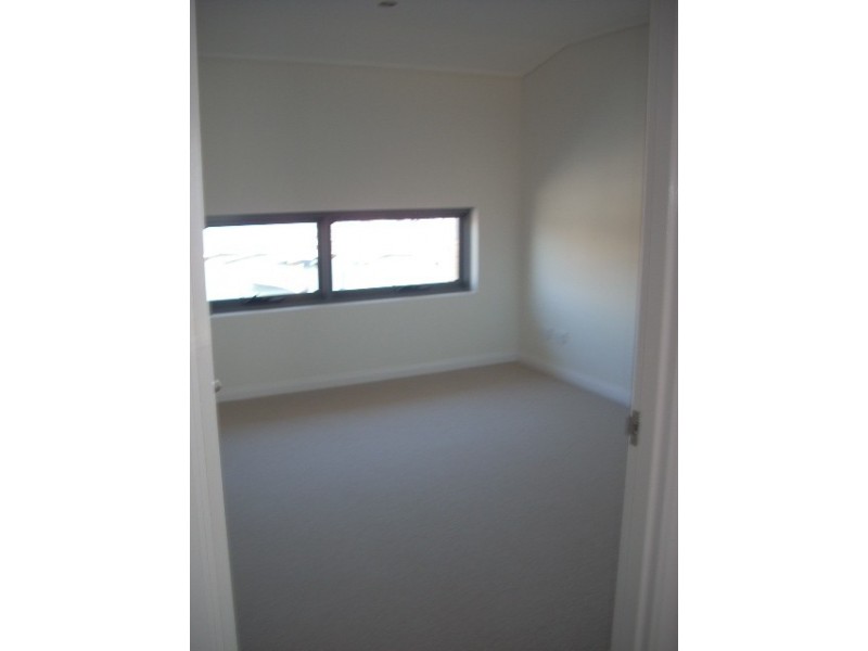 1/12 Cannaregio Square, Mandurah WA 6210