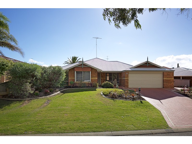 14 Peron Place, San Remo WA 6210