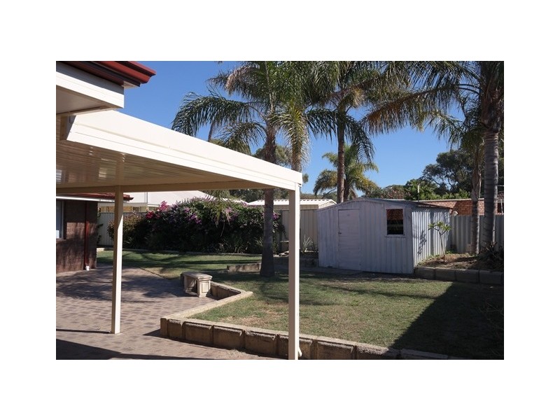 19 Glencoe Parade, Halls Head WA 6210