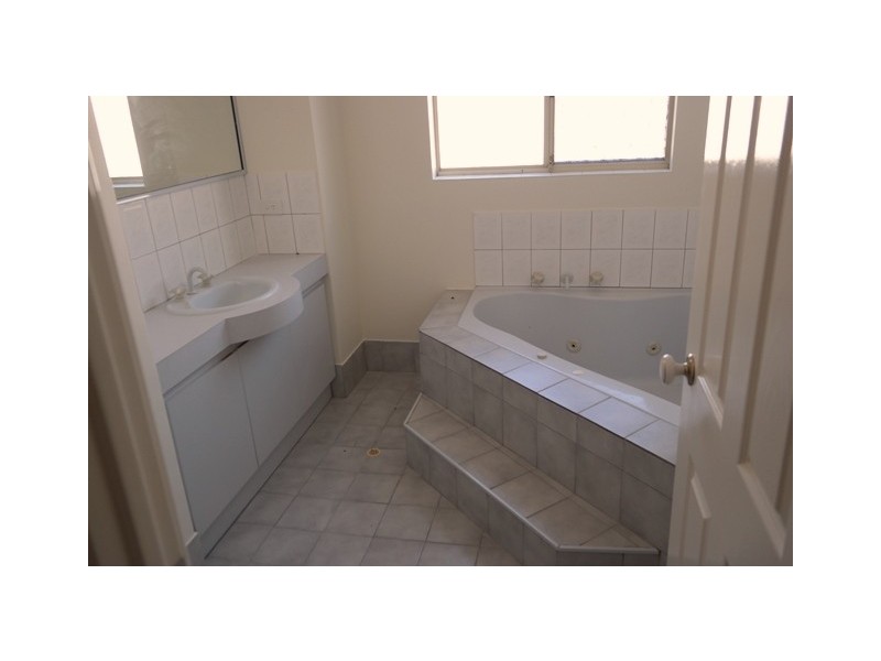 59 Inverness Drive, Meadow Springs WA 6210