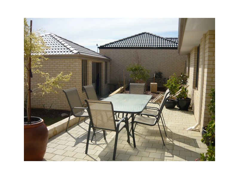 154 Yindana Boulevard, Lakelands WA 6180