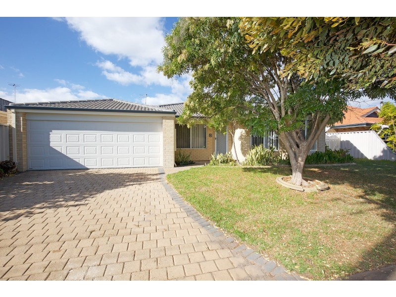 8 Colville Street, Waikiki WA 6169