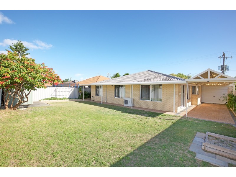 8 Colville Street, Waikiki WA 6169