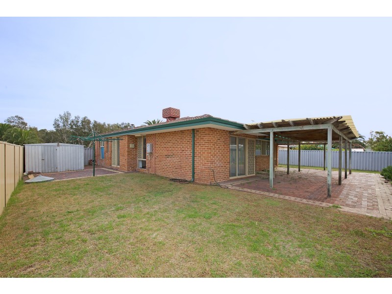 5 Rochester Way, Meadow Springs WA 6210