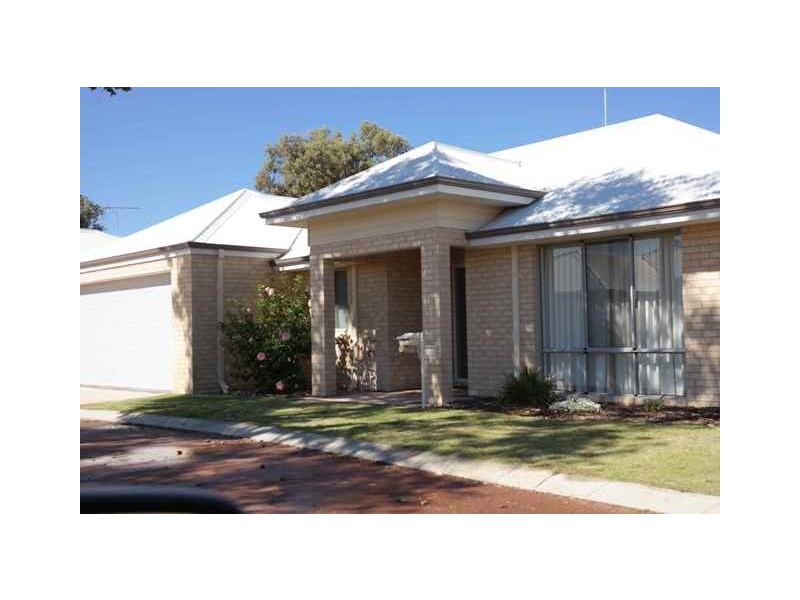 14 Zamia Loop, Wannanup WA 6210