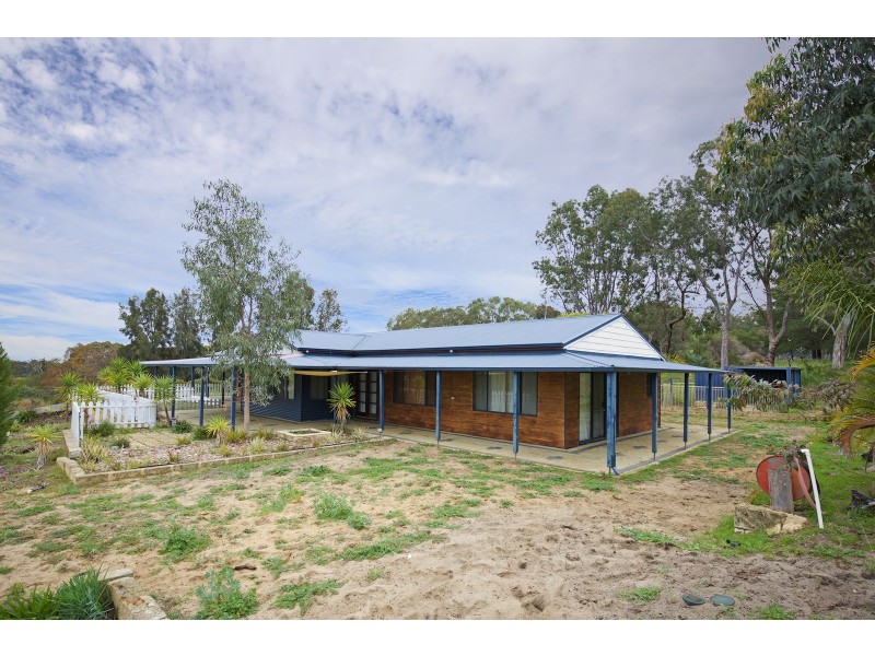 141 Amarillo Drive, Karnup WA 6176