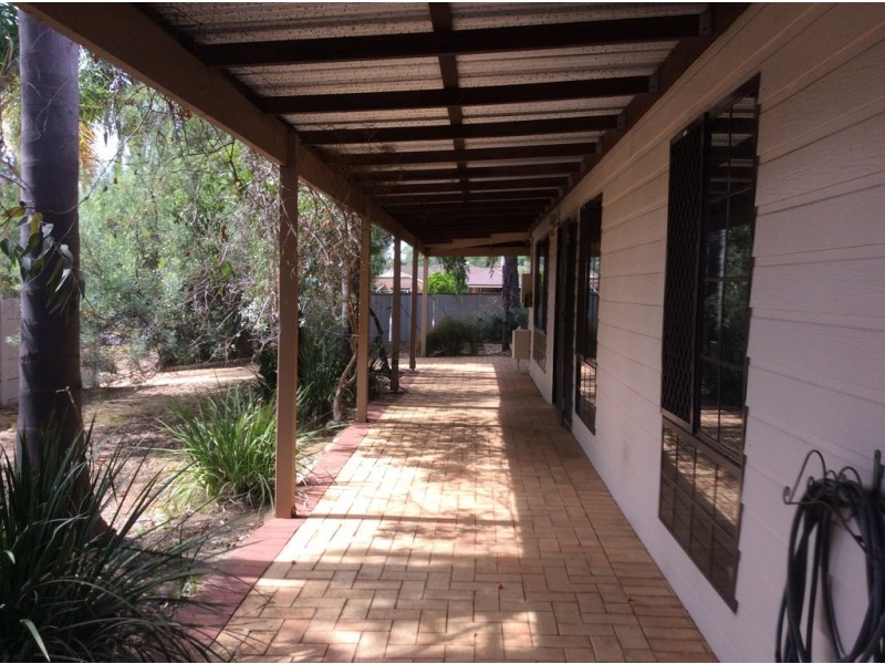 1 Wren Court, Greenfields WA 6210