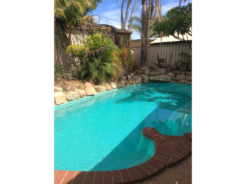 1 Wren Court, Greenfields WA 6210