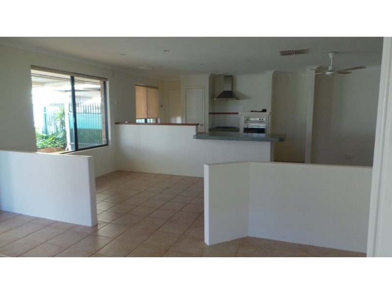 7 Lucidus Retreat, Greenfields WA 6210