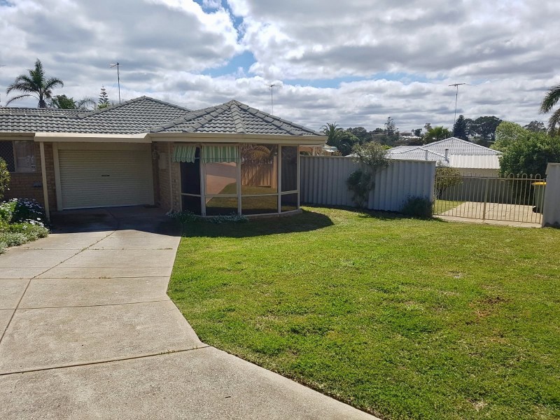 2A Grange Court, Halls Head WA 6210