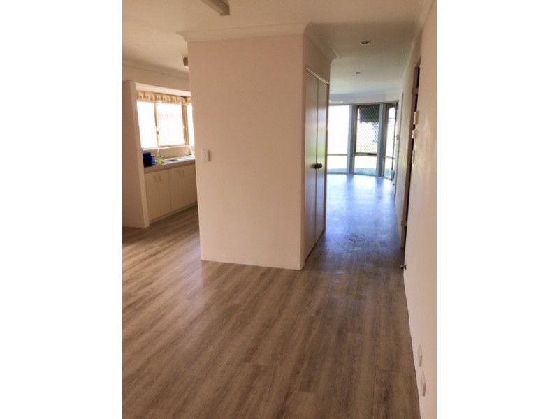 2A Grange Court, Halls Head WA 6210
