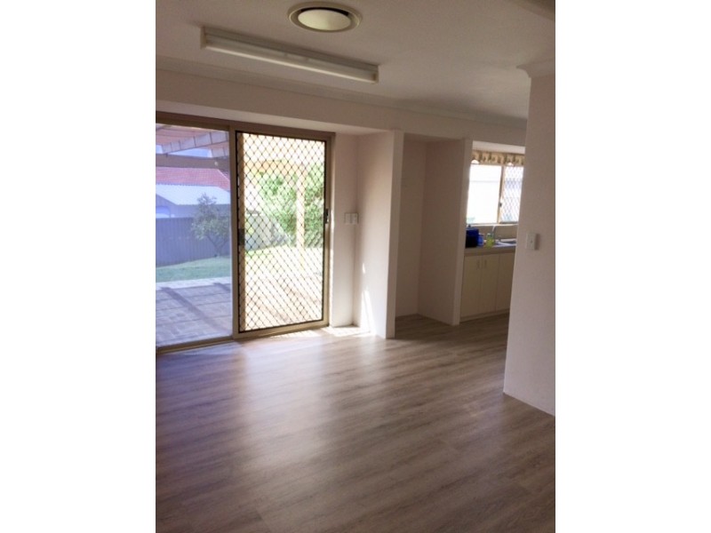2A Grange Court, Halls Head WA 6210