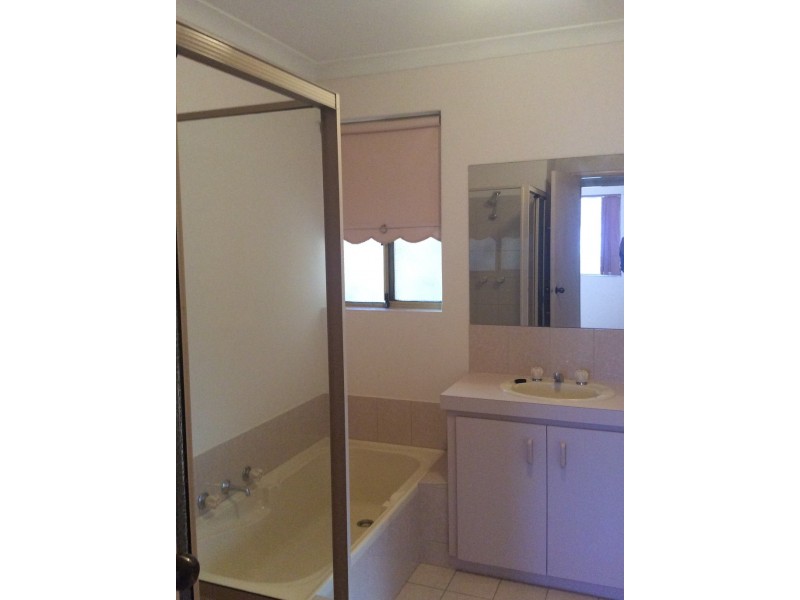 2A Grange Court, Halls Head WA 6210