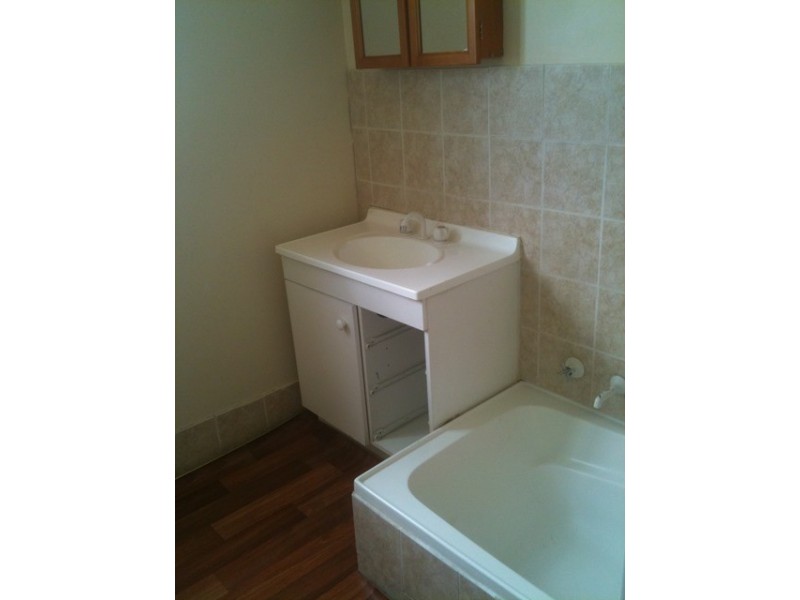 33 Gillark Street, Dudley Park WA 6210