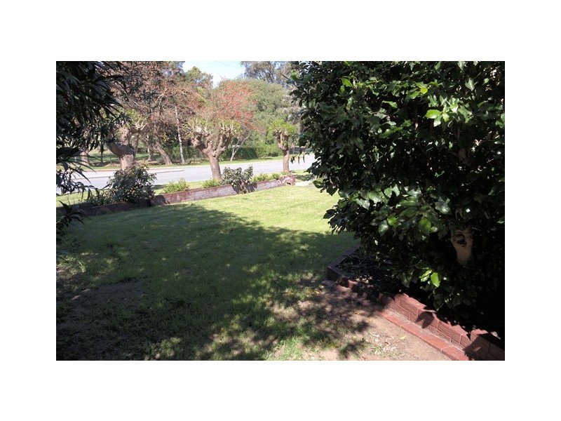 30 Brownell Crescent, Medina WA 6167