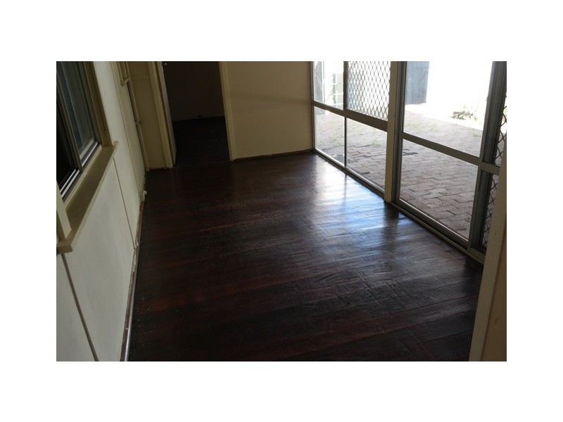 30 Brownell Crescent, Medina WA 6167