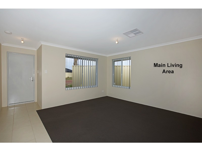 33 Kerkeri Heights, Lakelands WA 6180