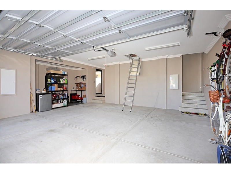 20 Nyari Court, Halls Head WA 6210