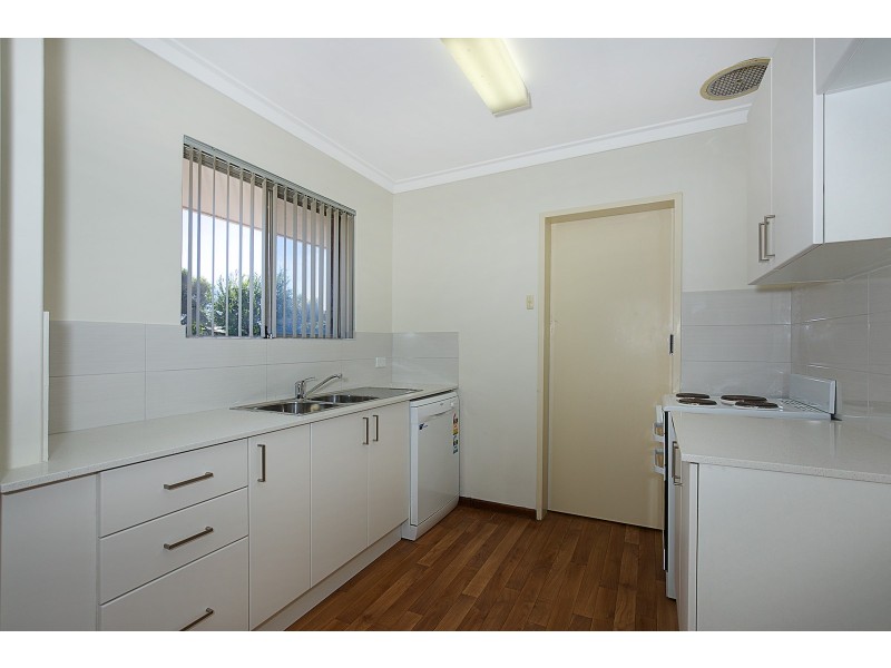 12 Collier Street, Silver Sands WA 6210