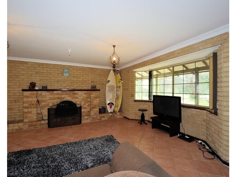 80 Clifton Downs Rd, Herron WA 6211