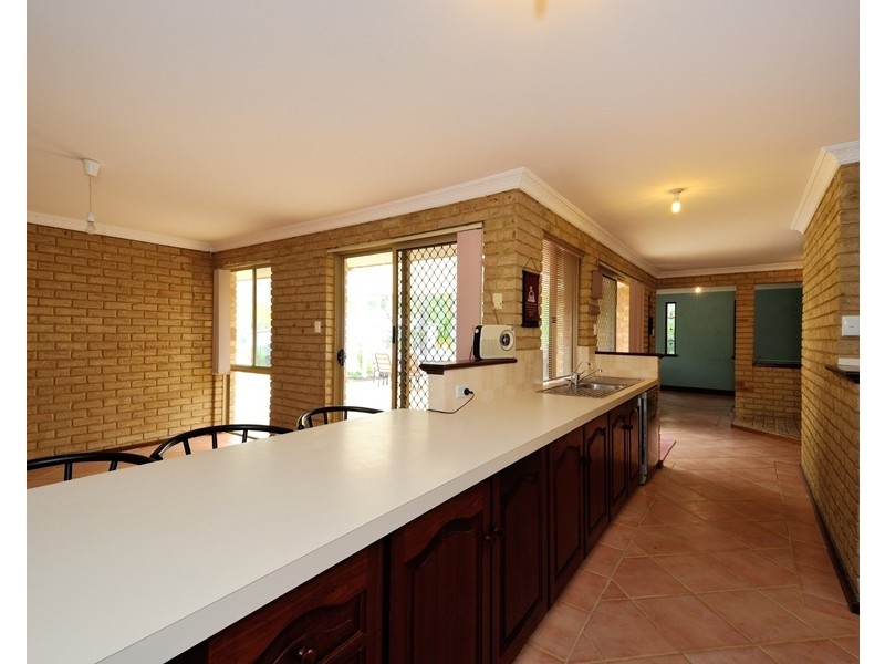 80 Clifton Downs Rd, Herron WA 6211