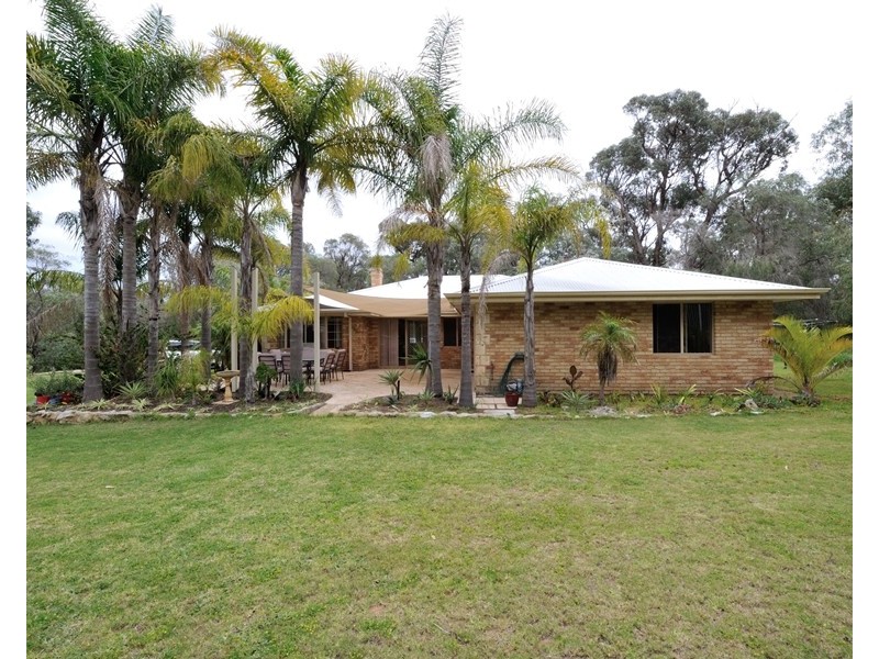 80 Clifton Downs Rd, Herron WA 6211