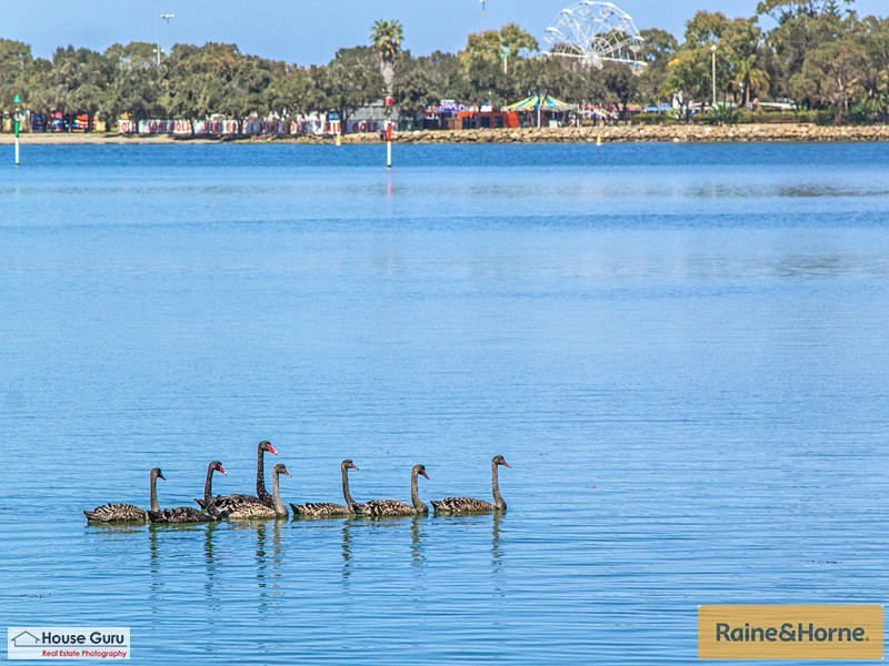 34 Ormsby Tce, Mandurah WA 6210