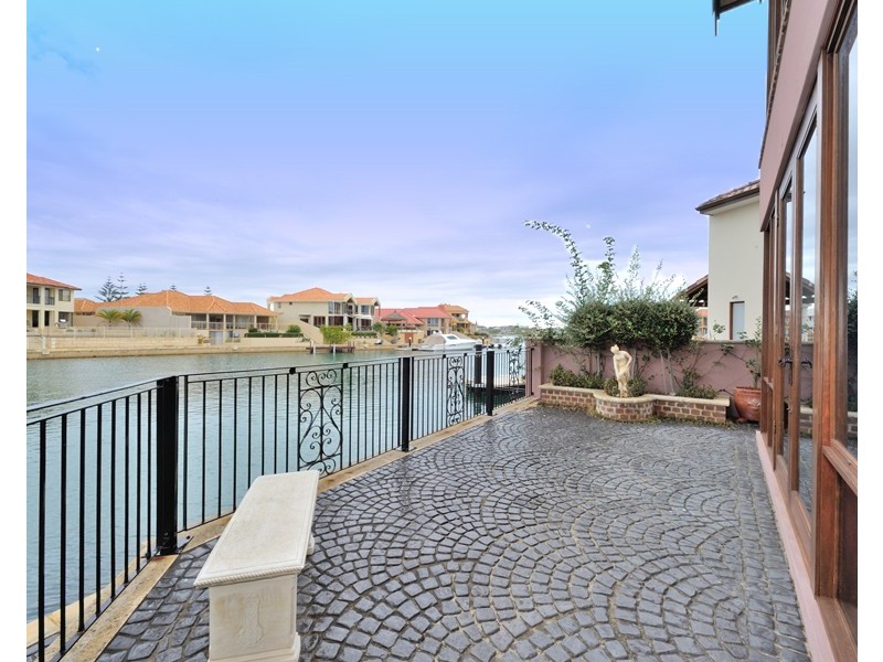 53/18 Port Quays, Wannanup WA 6210