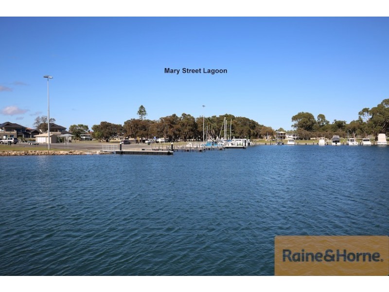29 Cambria Island Retreat, Halls Head WA 6210