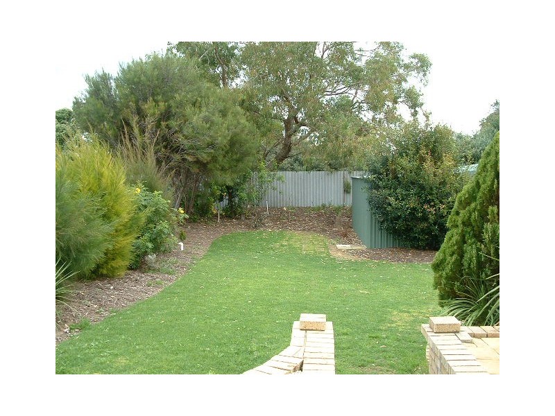 25 Dutton Street, Singleton WA 6175