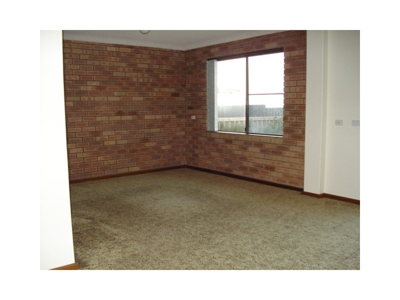 8/35A Halls Head Parade, Halls Head WA 6210