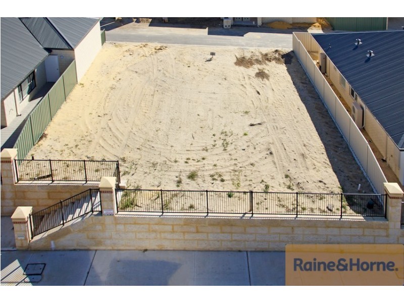 51 Ravendale Drive, Dudley Park WA 6210