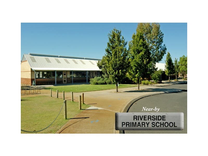 16 Menna Brace, Greenfields WA 6210