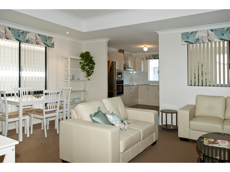 16 Legend Crescent, Mandurah WA 6210