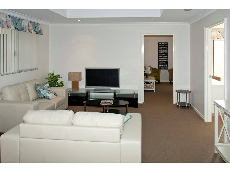 16 Legend Crescent, Mandurah WA 6210