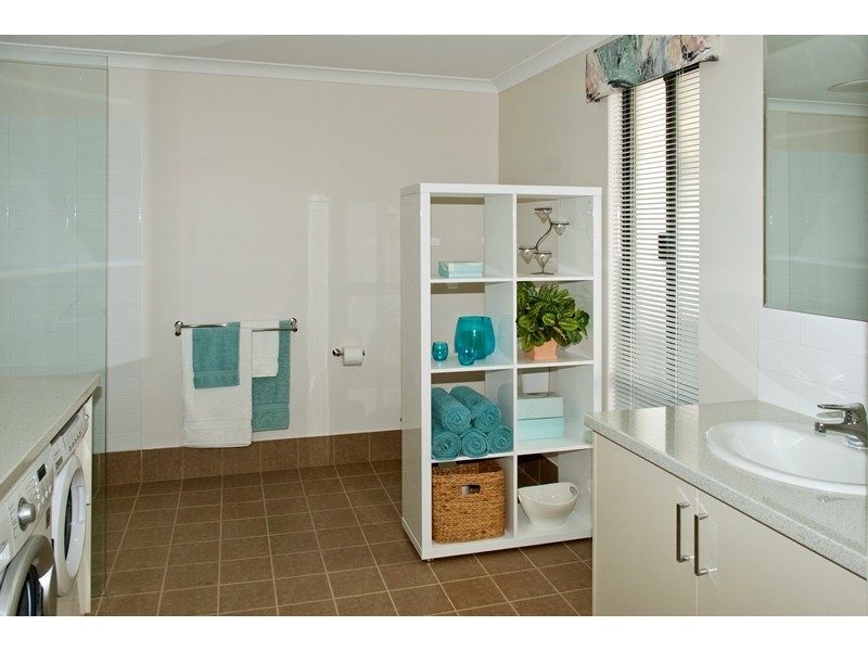 16 Legend Crescent, Mandurah WA 6210