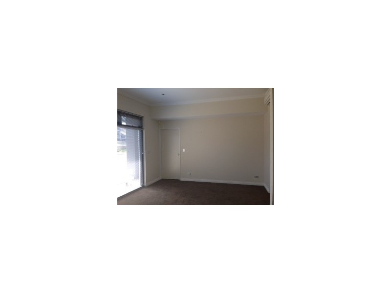 1A/23 Galileo Loop, Mandurah WA 6210