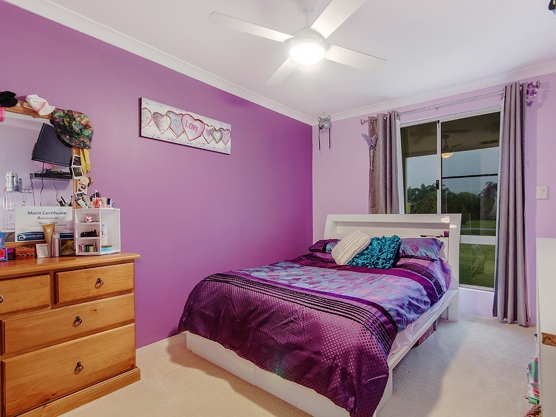 11 Midsummer Circle, Pinjarra WA 6208