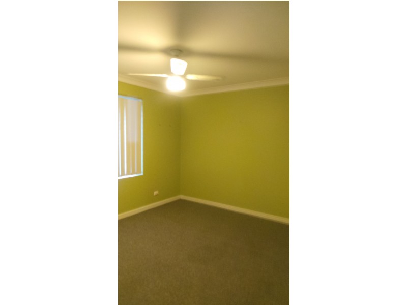 11 Carina Circle, Halls Head WA 6210