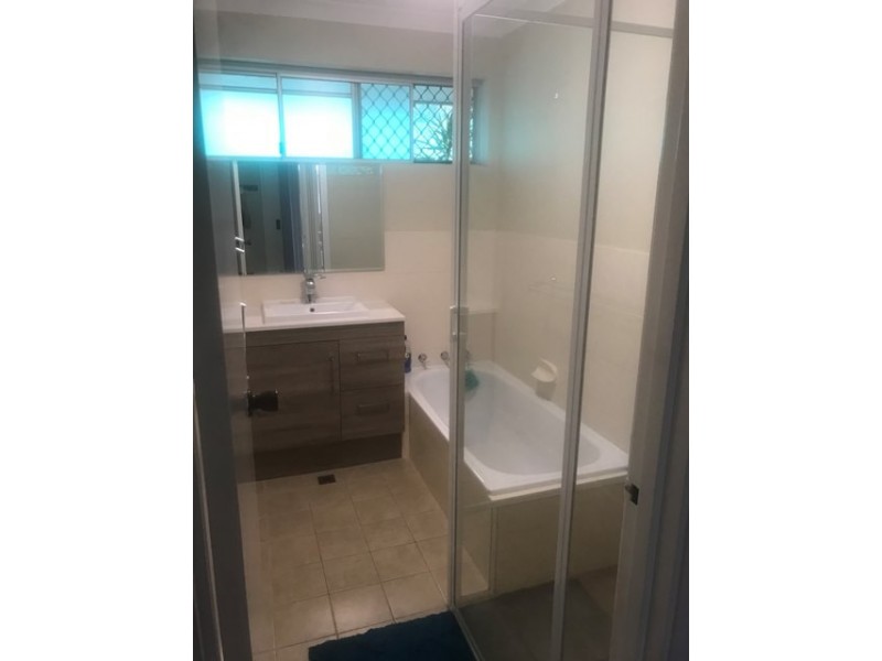 11 Carina Circle, Halls Head WA 6210