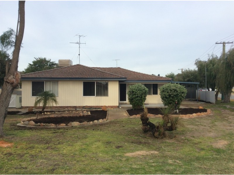16 Eddy Street, Coodanup WA 6210