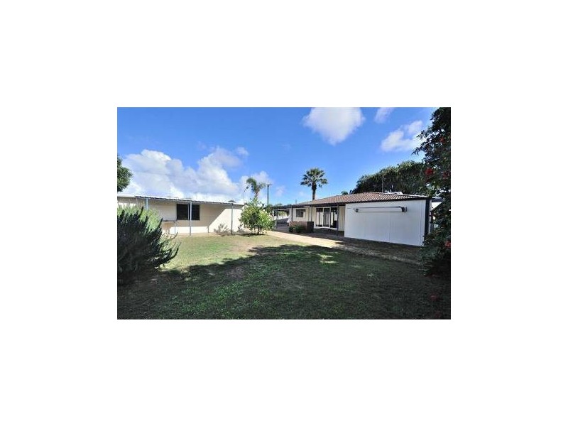 16 Eddy Street, Coodanup WA 6210