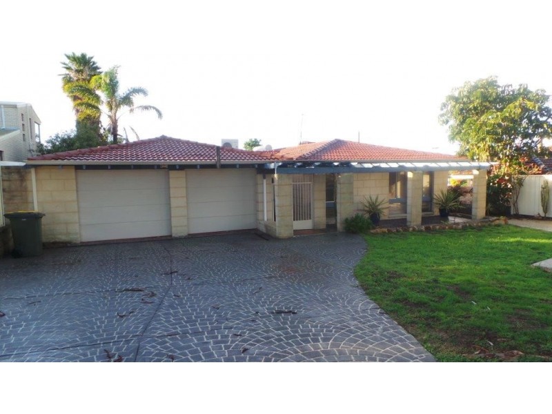 19 Lindley Rd, Halls Head WA 6210