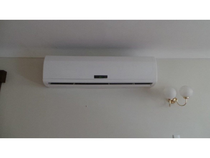 19 Lindley Rd, Halls Head WA 6210