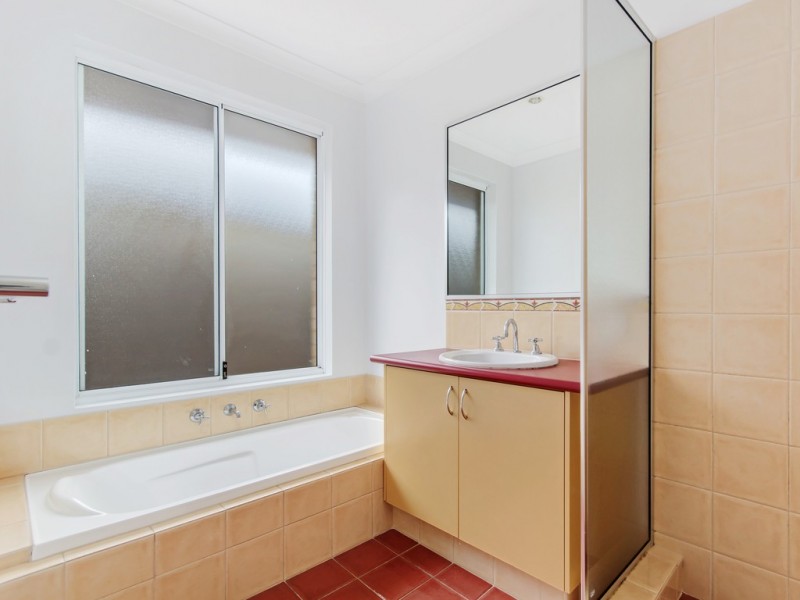 15 Masthead Way, Wannanup WA 6210