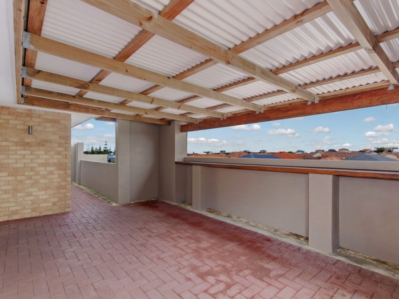 15 Masthead Way, Wannanup WA 6210