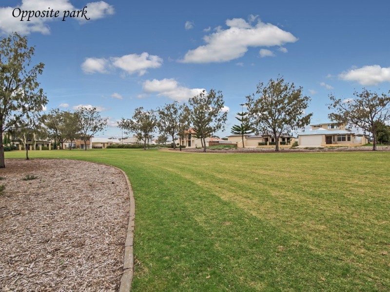 15 Masthead Way, Wannanup WA 6210