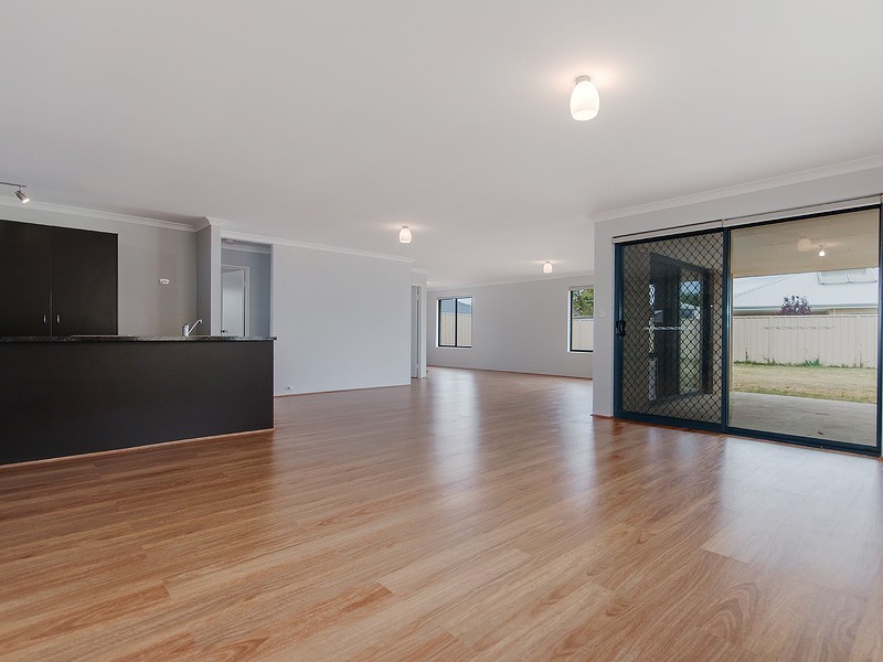 20 Holloway Turn, Ravenswood WA 6208