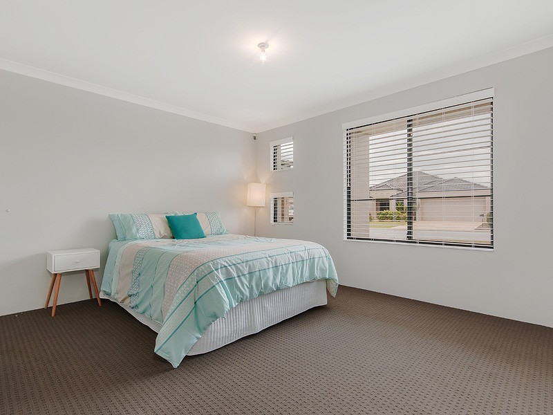 20 Holloway Turn, Ravenswood WA 6208