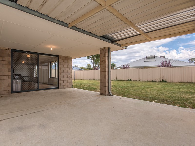 20 Holloway Turn, Ravenswood WA 6208